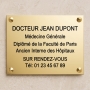 Plaque professionnelle gravée sur laiton 40 x 30 cm